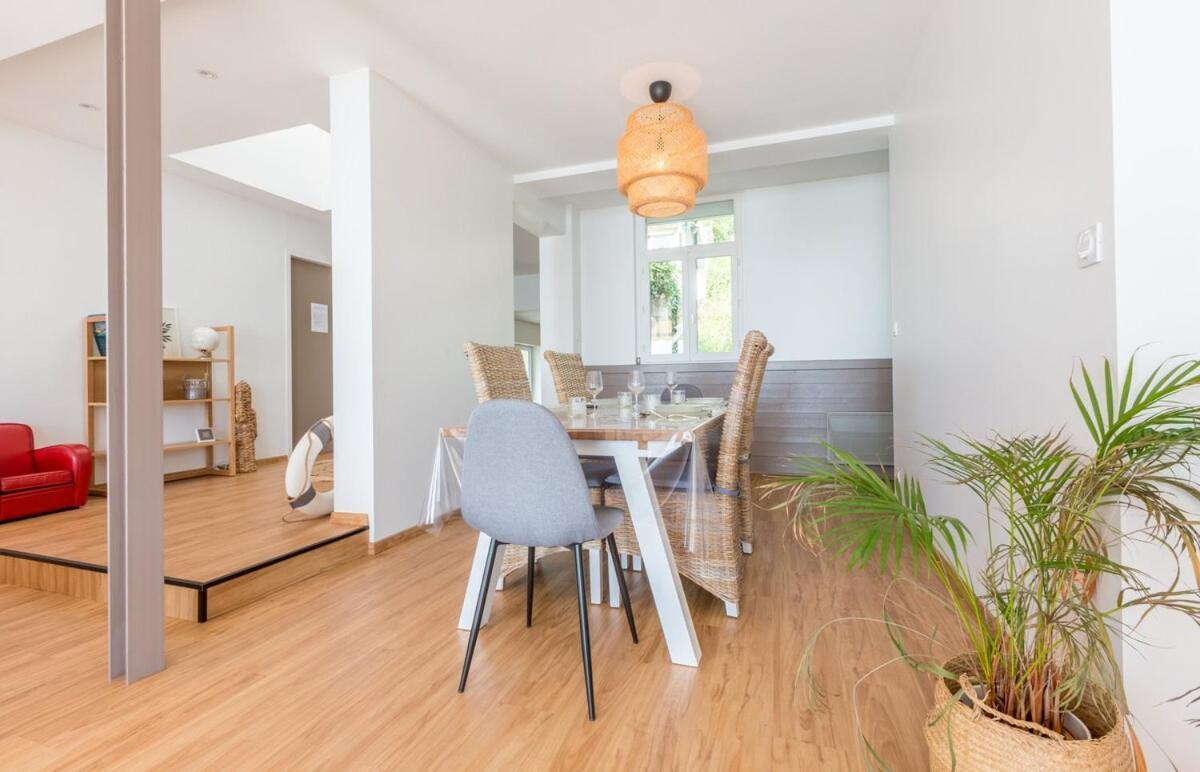Les Pieds Dans L'Eau - Bel Appartement - Vue Mer Cancale Exterior foto